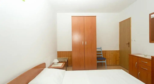 Апартаменты c 1 комнатой с видом на сад Apartments Julija