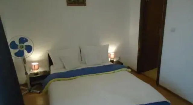 Casa Cu Piatra, Varaa Hotelli Hateg 