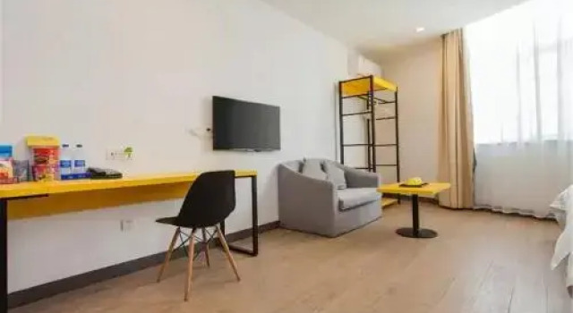 66 Guesthouse, Rezerwuj Hotel Hotele w Kunming z parkingiem, Parking