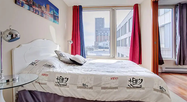 Palais-des-Congrès Furnished Suites by Hometrotting, Rezervasyon Otel Montreal otoparklı oteller, Quebecor yakınında, Otopark