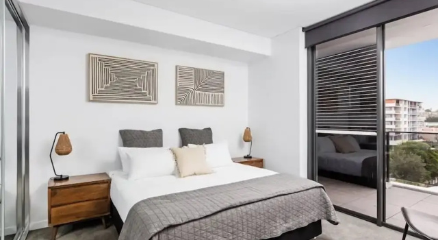 Astra Apartments Wollongong Kembla St, Забронировать Апартаменты/квартира Отели Вуллонгонг с парковкой, рядом с Гольф-клуб Wollongong, Парковка