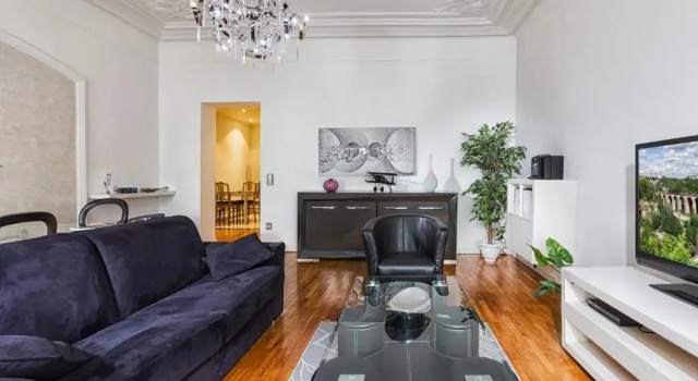 Апартаменты Executive The Queen Luxury Apartments - Villa Liberty