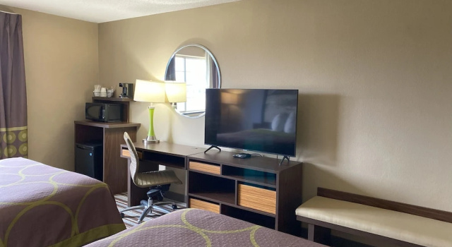 Четырёхместная студия Super 8 by Wyndham Winfield-Quail Ridge Area