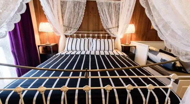 Номер Standard Rimrabeang Amphawa Cafe and Suite