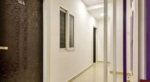Hotel Purple Residency by OYO Rooms, Varaa Hotelli Zirakpur Haryana