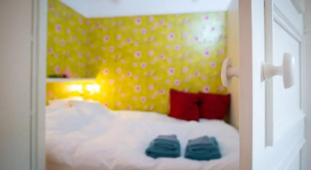De Auw Sjoekelaatfabriek, Prenota Hotel Gulpen 