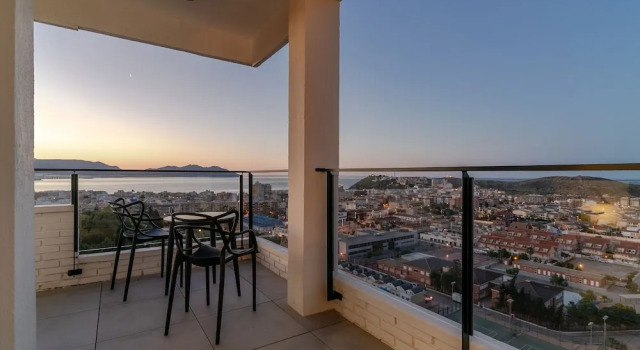 Номер Deluxe с балконом Ramada Resort by Wyndham Puerto de Mazarron