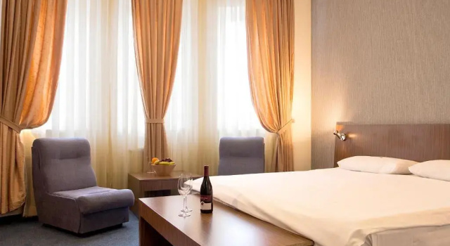 Двухместный номер Standard DITER Family Hotel