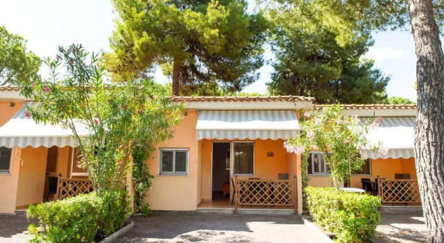Бунгало Salinello Camping Village