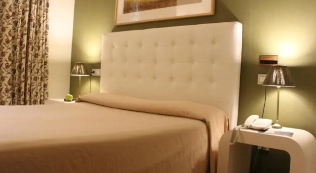 Двухместный номер Standard Hotel Bouza