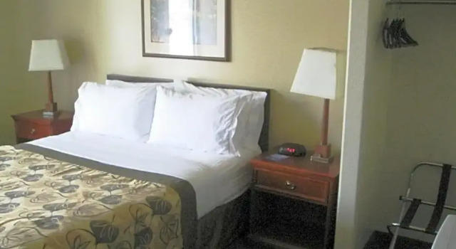 Номер Deluxe Travelodge by Wyndham Drumheller AB