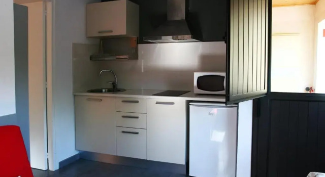 Carmelita, Prenota Hotel La Vall d'en Bas 