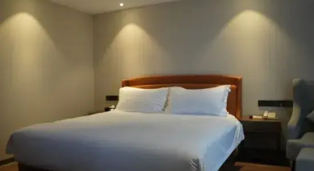 Люкс Business Vienna International Hotel - Expo Branch