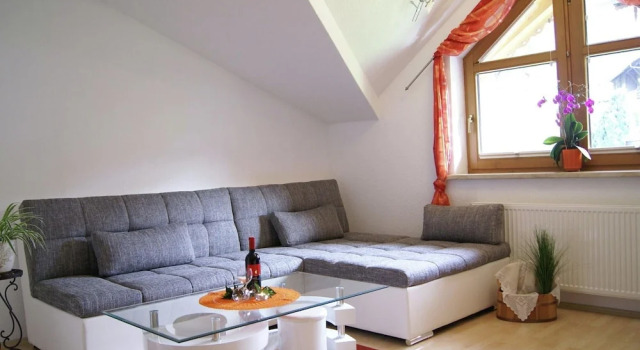 Апартаменты Delightful Apartment in Zell am Ziller With a View
