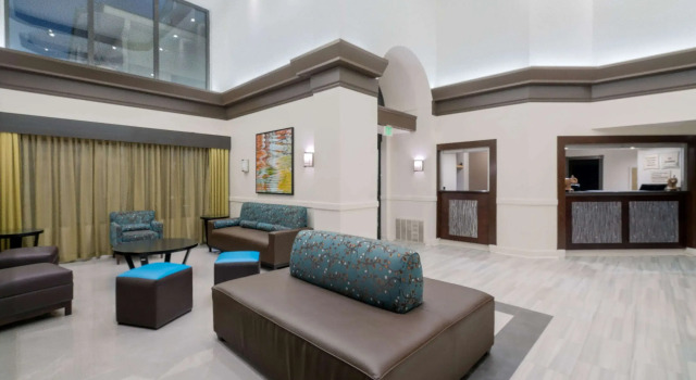 Wingate by Wyndham Memphis East, Buchen Sie Hotel Memphis Tennessee