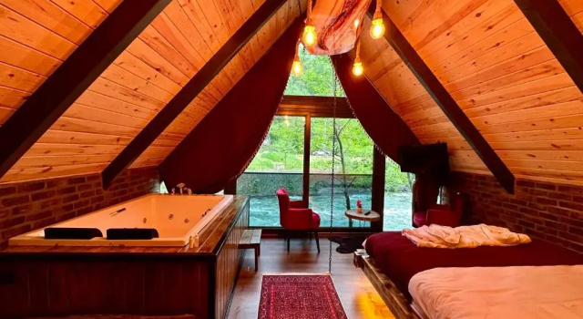 Люкс с видом на реку Tanura Bungalows Otel