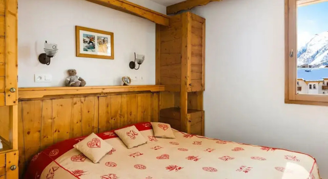 Апартаменты Spacious Apartment 500 m. From the Slopes of Les Sybelles