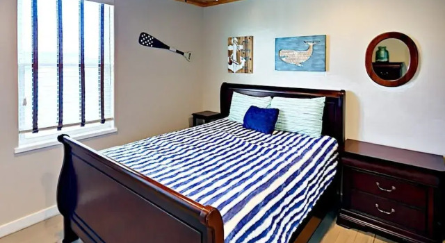 New Home w Pool Walk to Beach by RedAwning, Rezerwuj Dom wakacyjny Port Aransas 