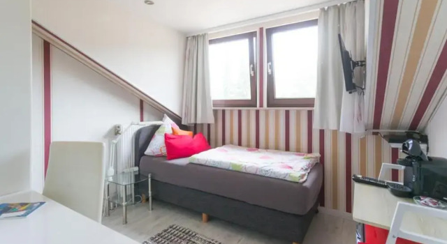 Номер Standard Oberkasseler Hof Bonn