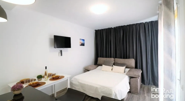 Апартаменты InmoBooking Pins II, Climatizado, 120m de la playa