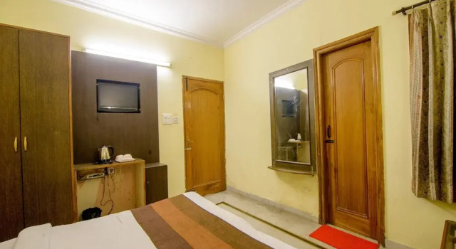 OYO 2729 Hotel HV International, Забронировать Отель Амритсар штат Пенджаб