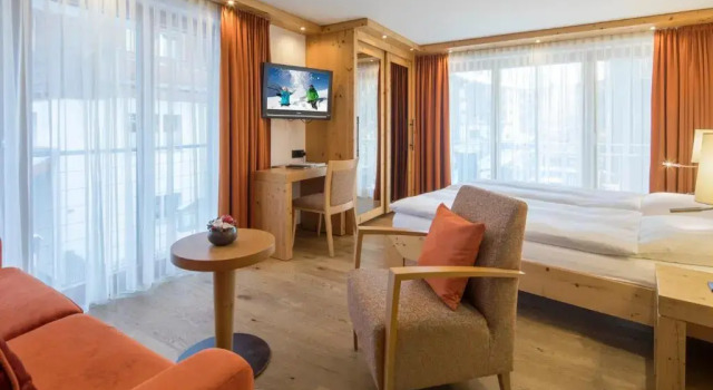 Трёхместный номер Standard The Phoenix Fitness Hotel & free Spa Access at Alpen Resort