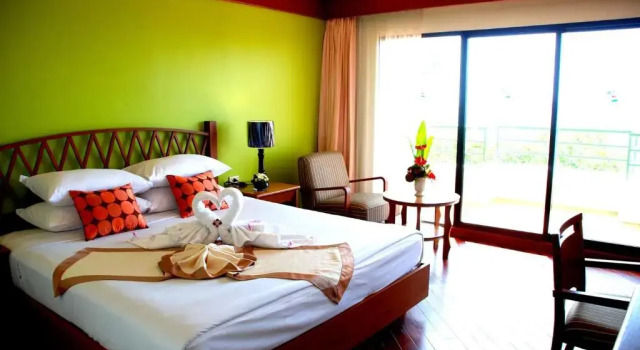 Двухместный номер Superior Garden Sea View Resort