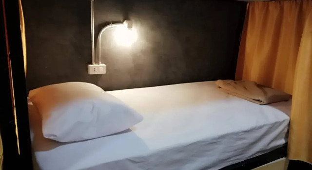 Funky Monkey Hostel, Забронировать Хостел Хостелы Вьентьяна, рядом с Wat Mixai, Хостел