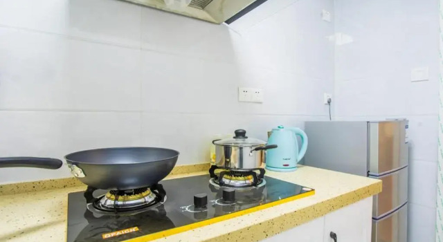 Zhengzhou Erqi·Zhengzhou Railway Station· Locals Apartment 00159950