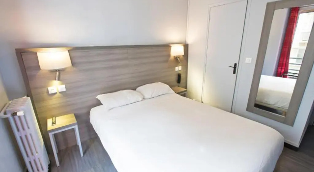 Двухместный номер Standard Hipotel Paris Père-Lachaise République