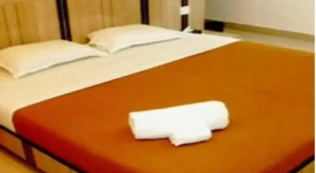 Platinum Suites, Забронировать Отель Отели штата Махараштры 3 звезды, 3*