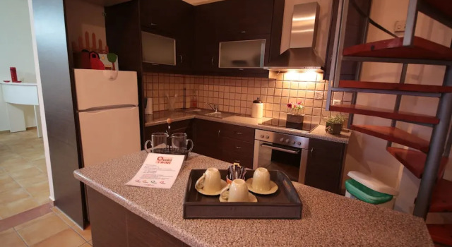 Апартаменты с 2 комнатами с балконом и с видом на море Point Twins Apartments