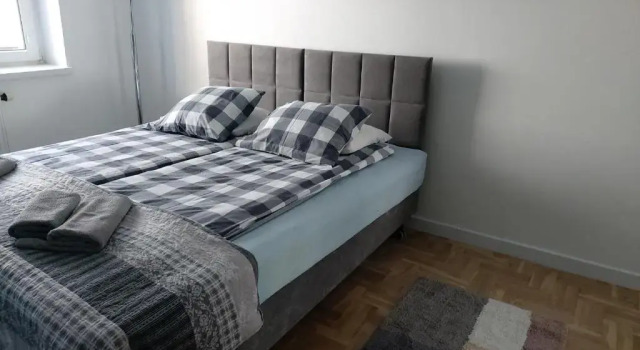 Nad Rustiką, Varaa Hotelli  