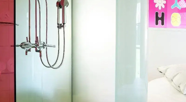 Номер Standard с балконом Semiramis, a Member of Design Hotels