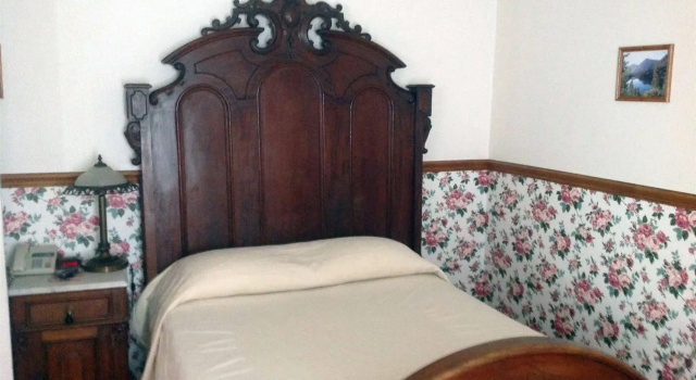 Bridgeport Inn