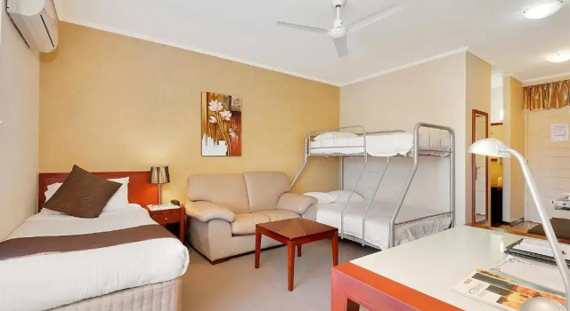 Четырёхместный номер Standard Comfort Inn Whyalla