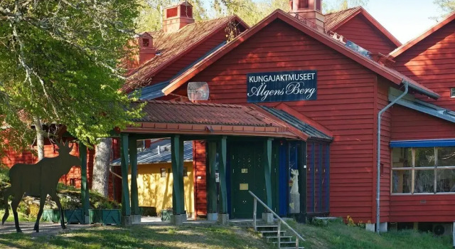 Holiday Home in Vargön, Book Hotel  