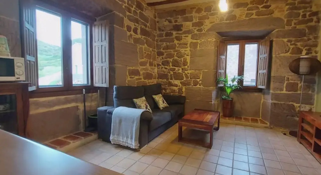 Casal Apartamento varanda Hostal Rural Ioar