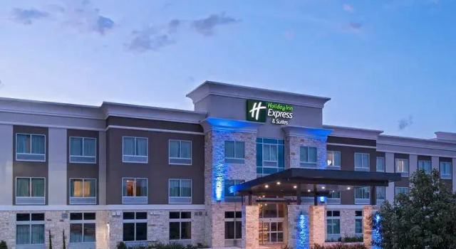 Полулюкс Holiday Inn Express & Suites Austin NW - Four Points by IHG