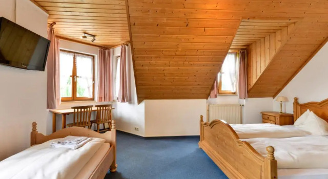 Трёхместный номер Classic Landgasthof Nagerl