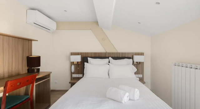 Двухместный номер Classic Le Phénix Hôtel
