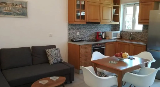 Апартаменты Theofilos apartment