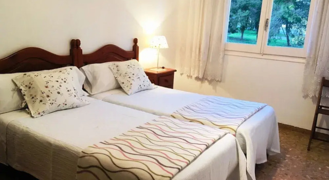 Cozy Cottage in Agramunt with Private Pool, จอง บ้านพักตากอากาศ Agramunt Urgell