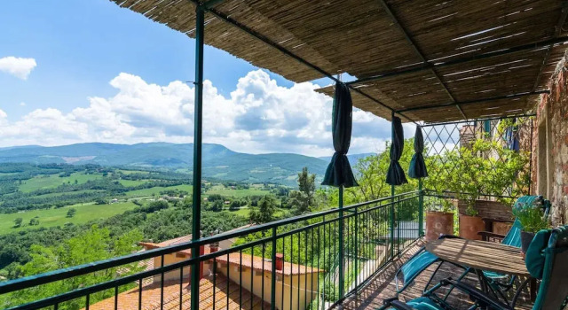 Коттедж с балконом Holiday Home in Montecastelli with River Views