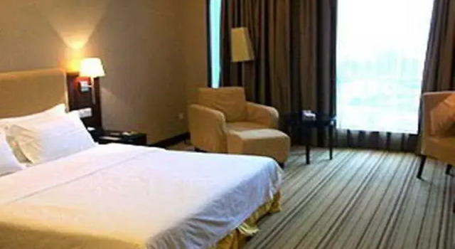 Vienna Chunfeng, Rezerwuj Hotel Hotele w Shenzhen z parkingiem, Parking