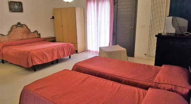 Студия с видом на бассейн hotel bengasi