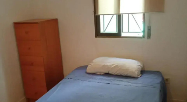 Calle María Luisa con 3 Dormitorios, Забронировать Отель Мадрид Провинция Мадрид, рядом с Тетуан
