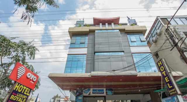 OYO 3205 Hotel New Luxury Royale