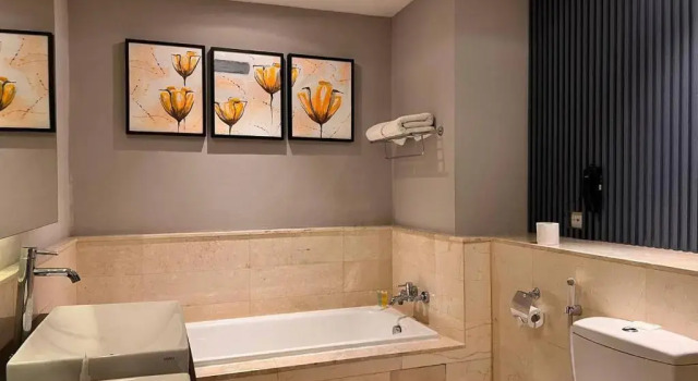 Люкс Deluxe Oakwood Hotel & Apartments Taman Mini Jakarta