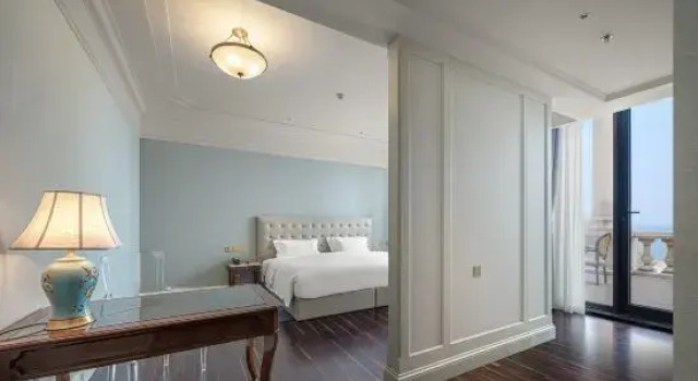Люкс Deluxe Dalian BAMBOO Hotel (International Conwention Center Venice Water City)
